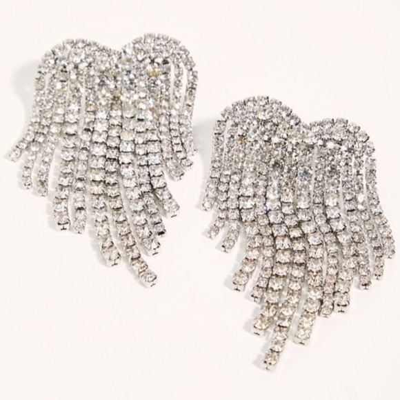 Crystal Dripping Hearts Earrings! - Picture 5 of 5